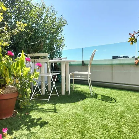 Preciosa Habitacion Doble En Atico Con Terraza Ii Privatunterkunft *