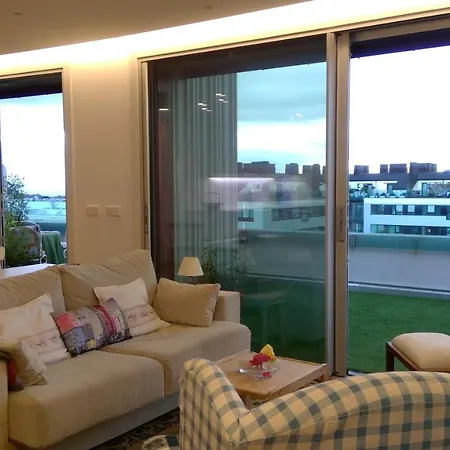 Privatunterkunft Preciosa Habitacion Doble En Atico Con Terraza Ii